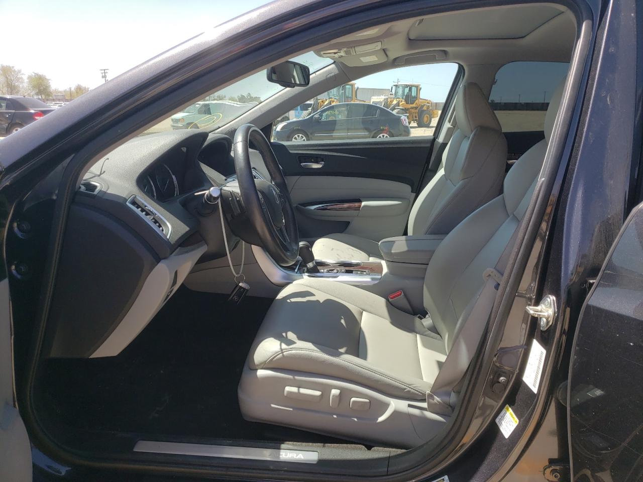 Photo 5 from auction – 2015 ACURA TLX with VIN 19UUB1F31FA005327