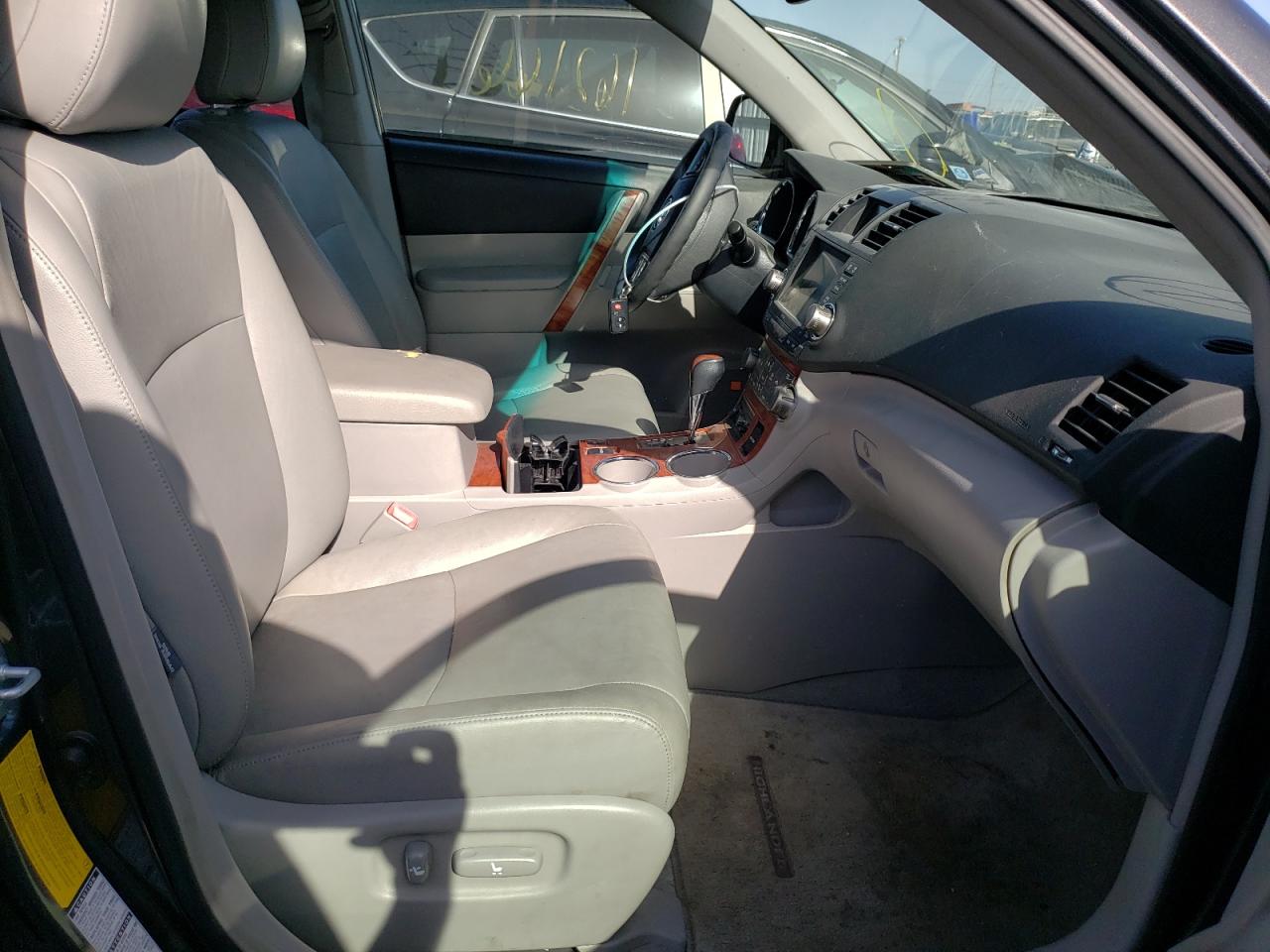 Photo 5 from auction – 2008 TOYOTA HIGHLANDER with VIN JTEES42A782097755