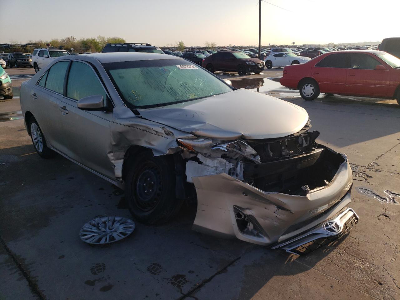 TOYOTA CAMRY L 2014 with VIN 4T1BF1FK1EU306691 - Photo from auction