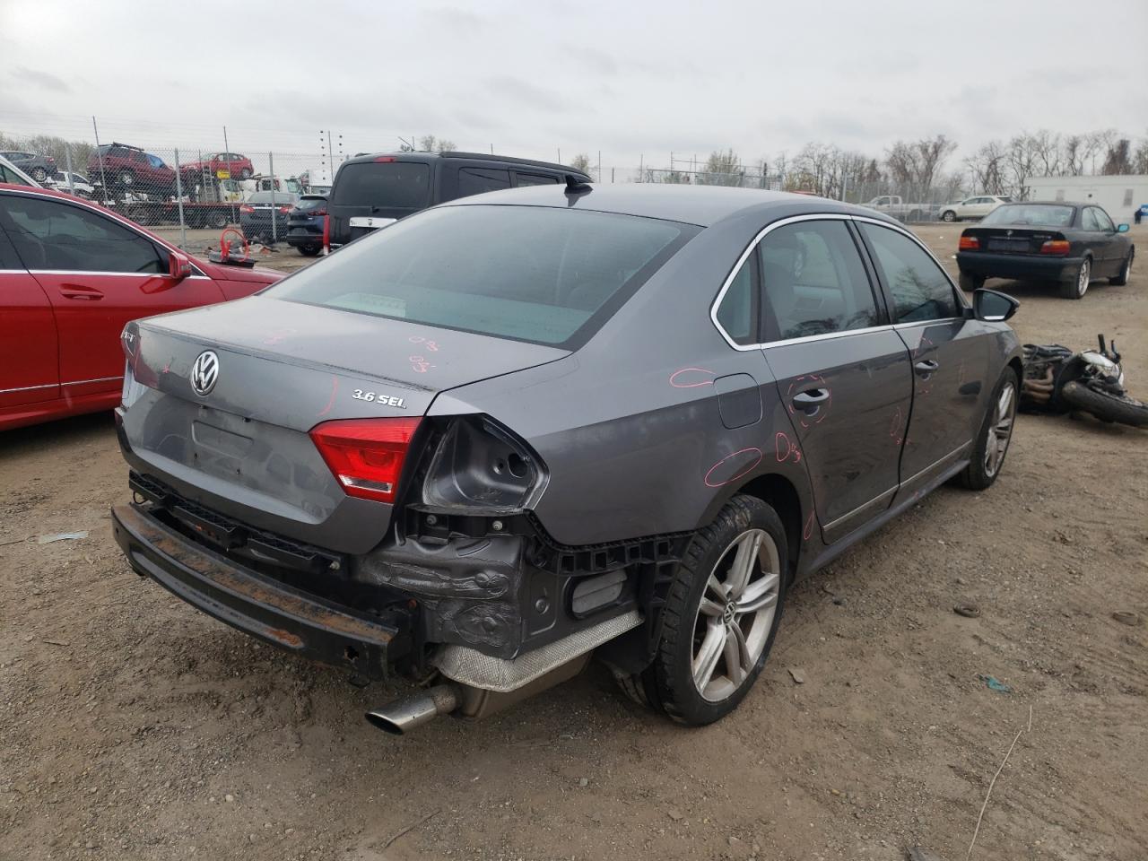 Photo 4 from auction – 2012 VOLKSWAGEN PASSAT SEL with VIN 1VWCM7A35CC013684