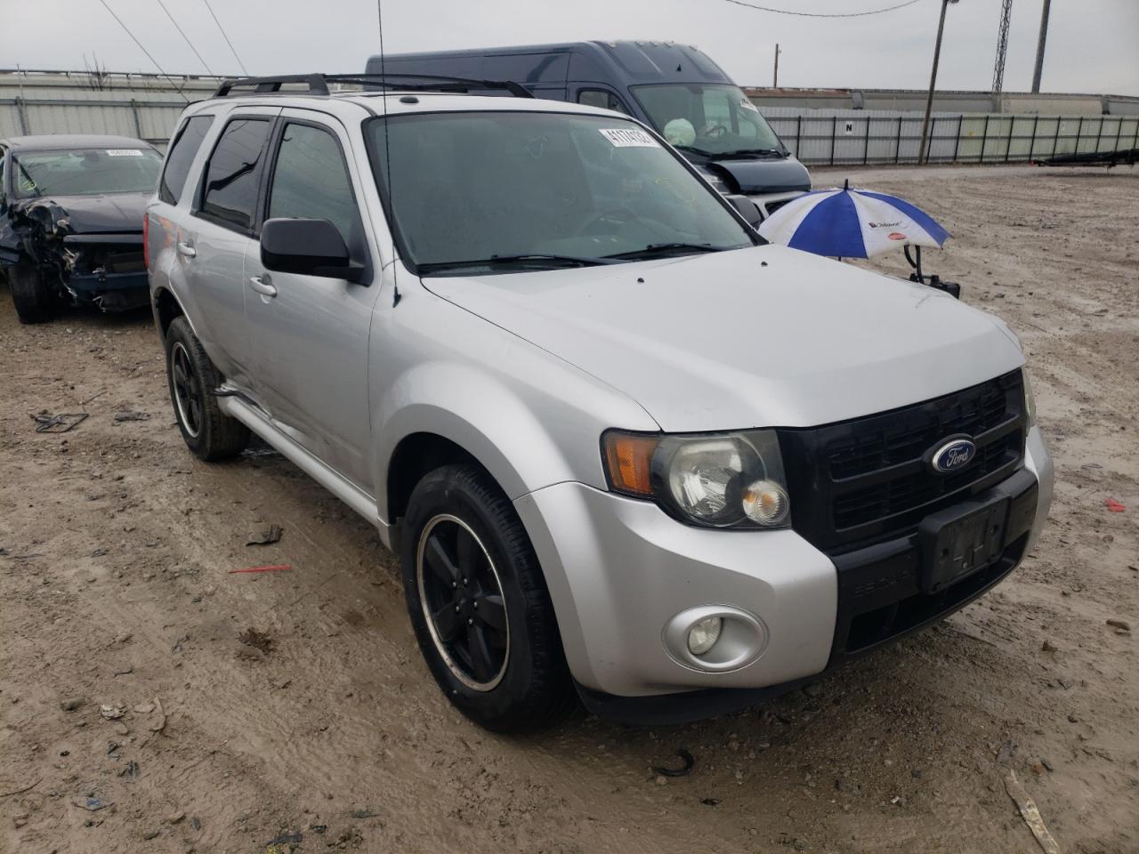 FORD ESCAPE XLT 2010 with VIN 1FMCU0DG4AKA81353 - Photo from auction
