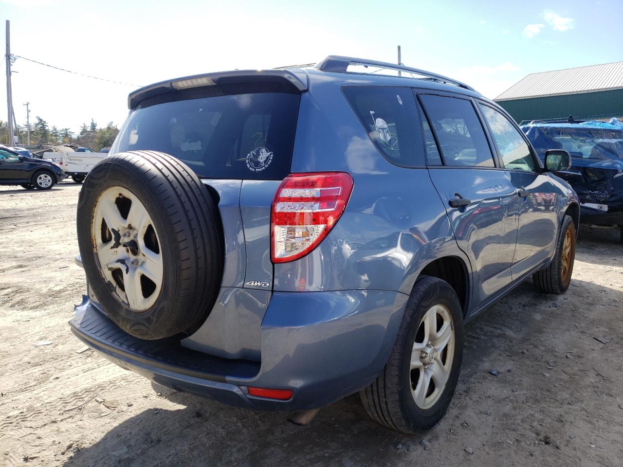 Photo 4 from auction – 2011 TOYOTA RAV4 with VIN 2T3BF4DV9BW161935