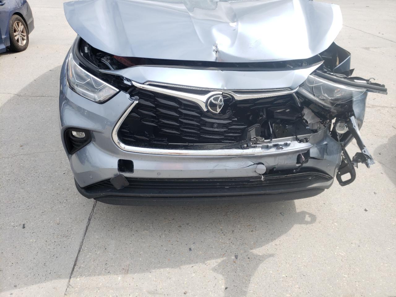 Photo 9 from auction – 2021 TOYOTA HIGHLANDER with VIN 5TDYZRAH6MS045738
