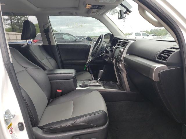 Photo 5 from auction – 2015 TOYOTA 4RUNNER SR with VIN JTEZU5JR2F5093276