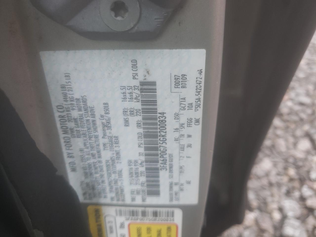Photo 9 from auction – 2016 FORD FUSION S with VIN 3FA6P0G75GR200834