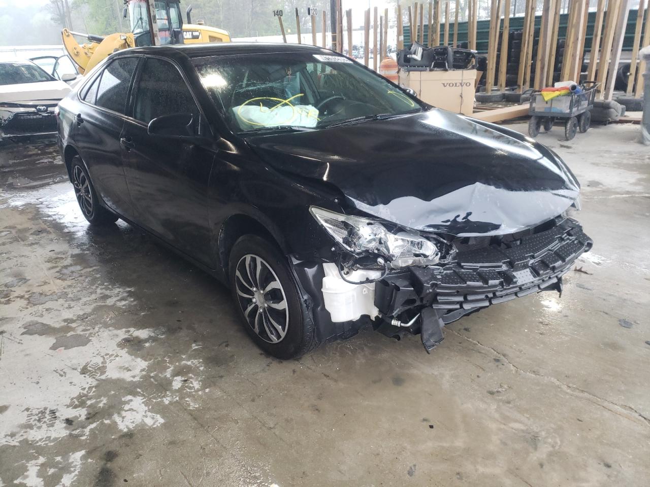 TOYOTA CAMRY LE 2015 with VIN 4T1BF1FK3FU918263 - Photo from auction