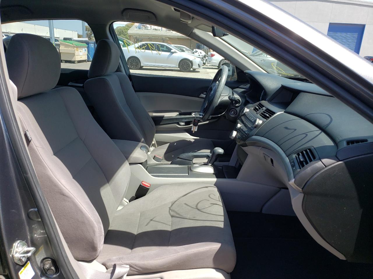 Photo 5 from auction – 2012 HONDA ACCORD LX with VIN 1HGCP2F39CA172016