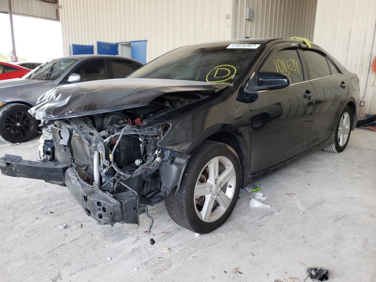 Photo 2 from auction – 2014 TOYOTA CAMRY L with VIN 4T1BF1FK4EU367498