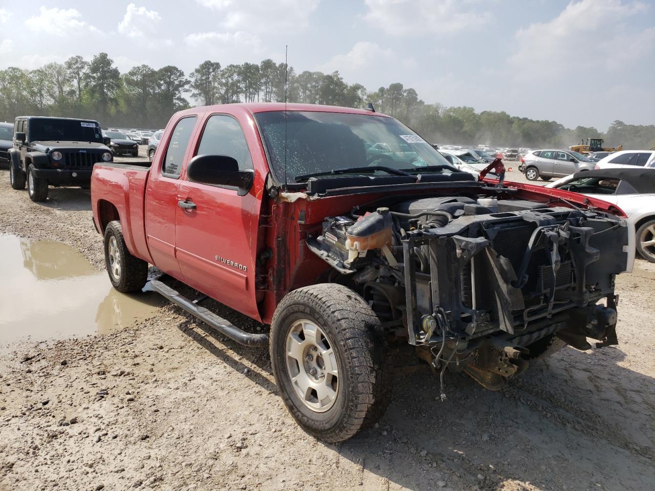 CHEVROLET SILVERADO 2012 with VIN 1GCRCSE08CZ100463 - Photo from auction