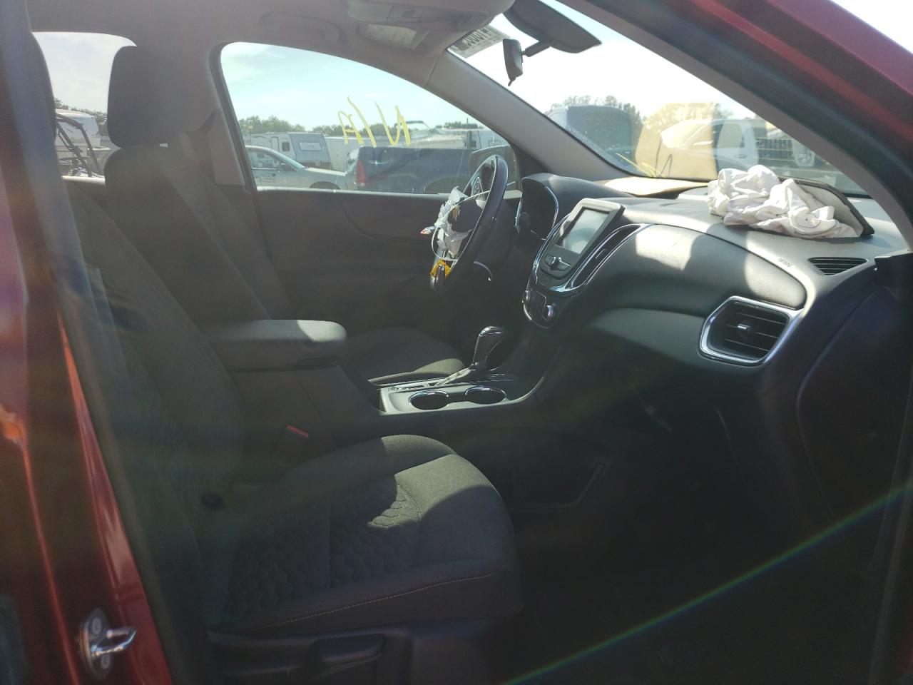 Photo 5 from auction – 2018 CHEVROLET EQUINOX LT with VIN 2GNAXJEV2J6282474