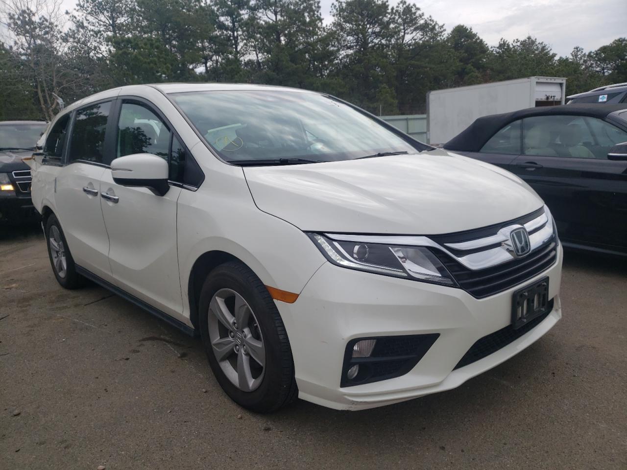 HONDA ODYSSEY EX 2018 with VIN 5FNRL6H72JB100994 - Photo from auction