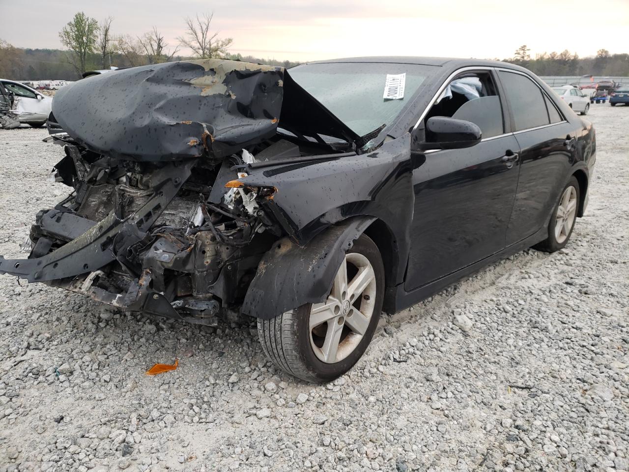 Photo 2 from auction – 2013 TOYOTA CAMRY with VIN 4T1BF1FK8DU285532