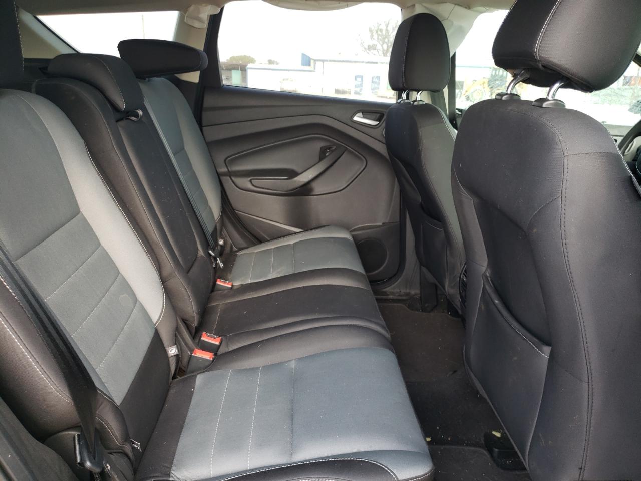 Photo 6 from auction – 2016 FORD ESCAPE SE with VIN 1FMCU0GX5GUC57299