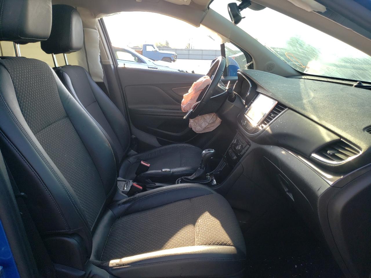 Photo 5 from auction – 2017 BUICK ENCORE PRE with VIN KL4CJASB8HB173709