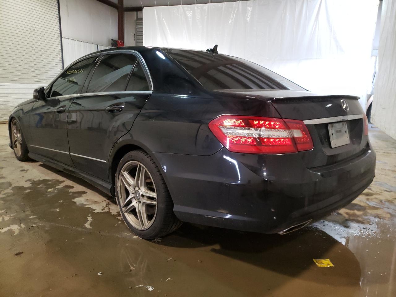 Photo 3 from auction – 2011 MERCEDES-BENZ E 550 4MAT with VIN WDDHF9AB2BA413448