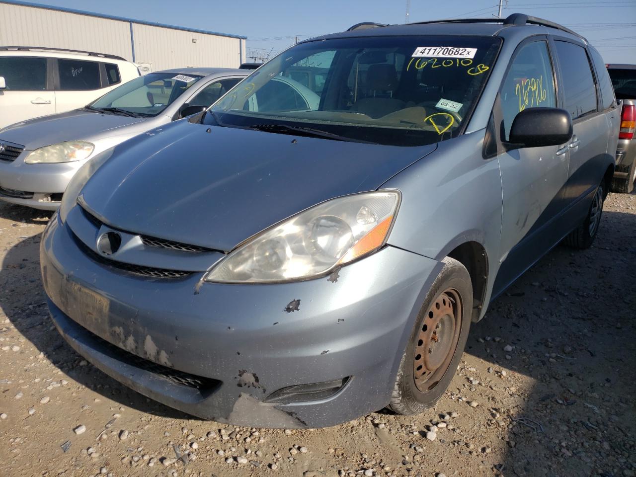 Photo 2 from auction – 2008 TOYOTA SIENNA CE with VIN 5TDZK23C58S162010