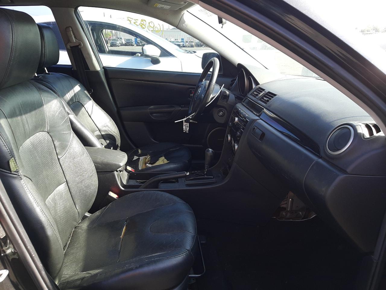 Photo 5 from auction – 2008 MAZDA 3 HATCHBAC with VIN JM1BK344X81130780