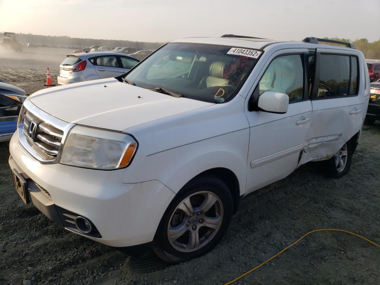 Photo 2 from auction – 2012 HONDA PILOT EXL with VIN 5FNYF3H51CB031461