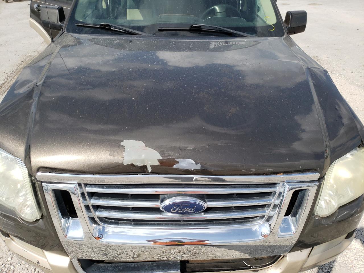 Photo 7 from auction – 2008 FORD EXPLORER E with VIN 1FMEU64E98UB11553