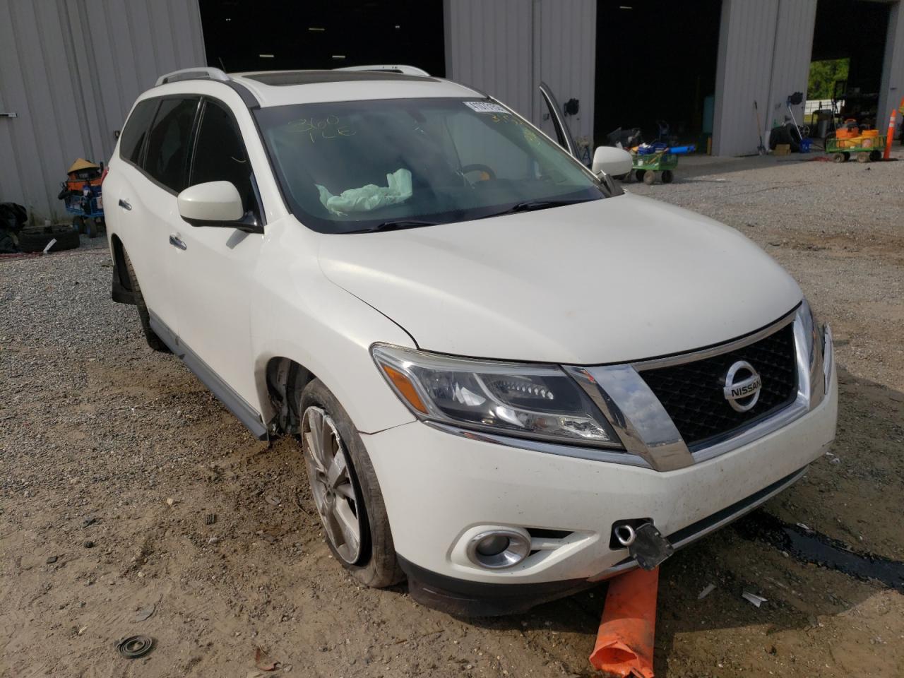 NISSAN PATHFINDER 2014 with VIN 5N1AR2MN8EC665094 - Photo from auction