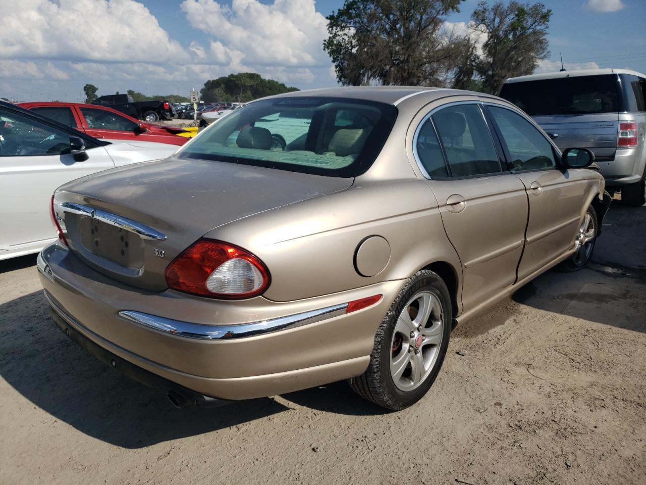 Photo 4 from auction – 2002 JAGUAR X-TYPE 3.0 with VIN SAJEA51C52WC13149