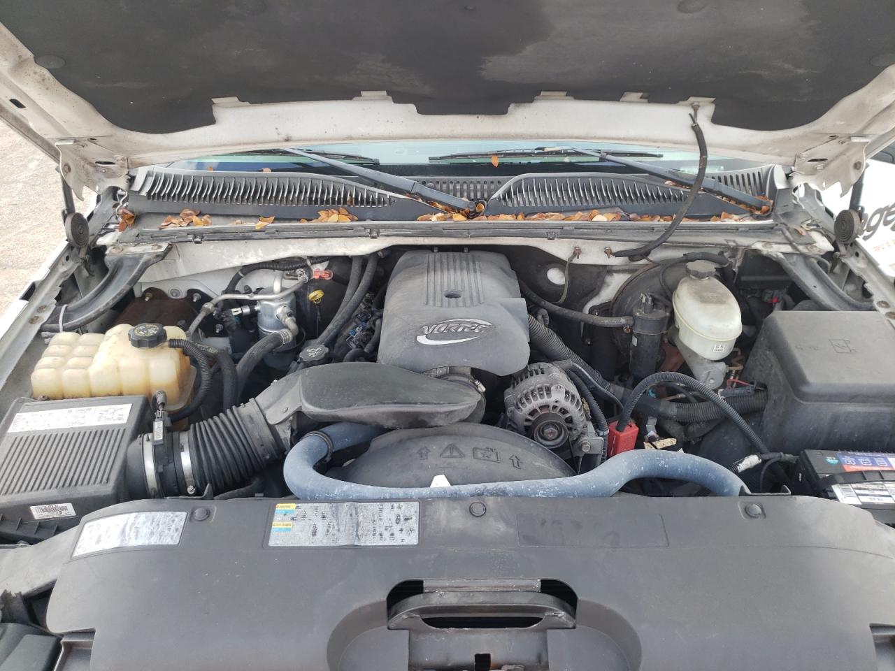 Photo 7 from auction – 2004 CHEVROLET SILVERADO with VIN 1GCEC19V24Z104492