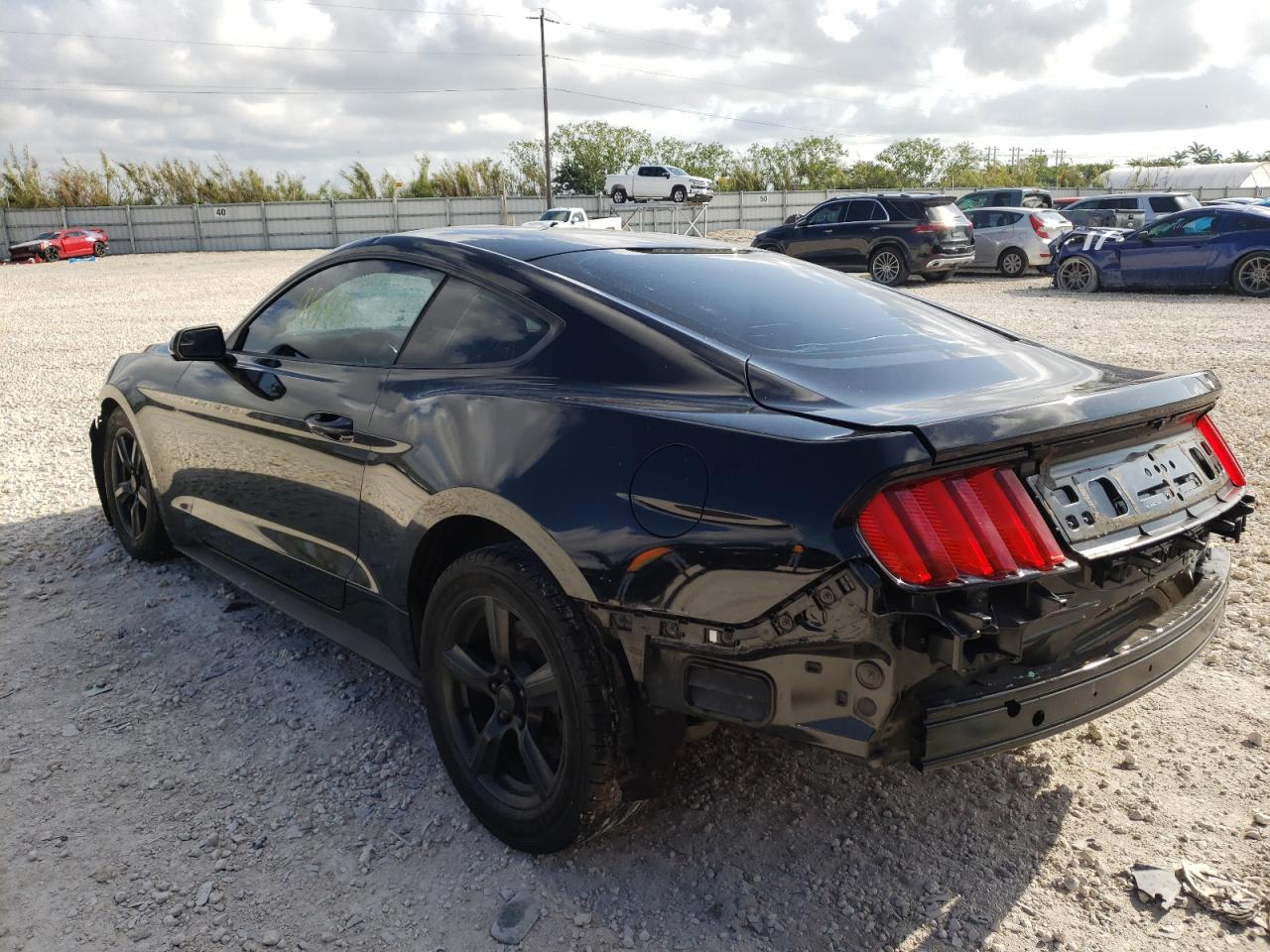 Photo 3 from auction – 2015 FORD MUSTANG with VIN 1FA6P8AM7F5336784