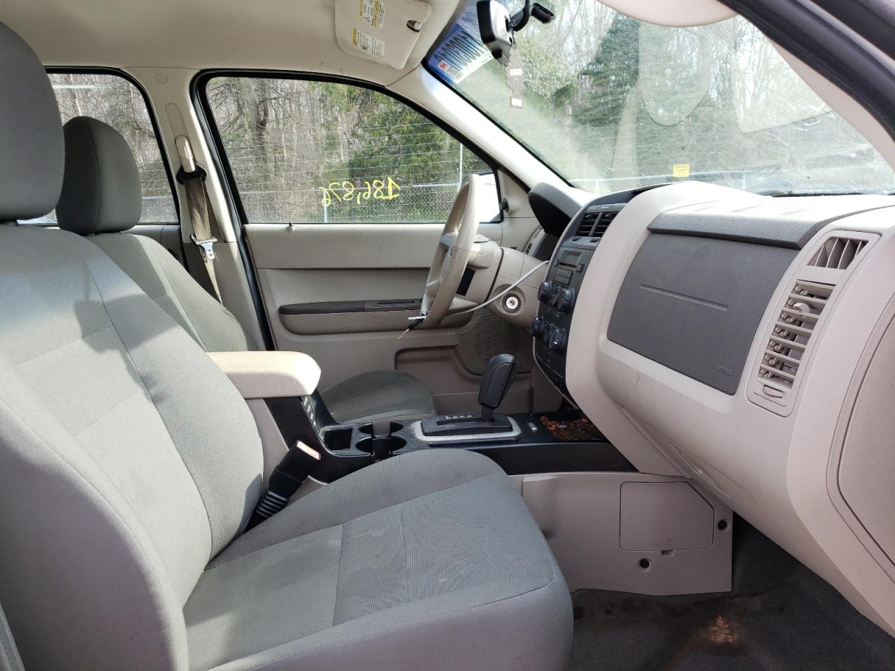 Photo 5 from auction – 2009 FORD ESCAPE XLS with VIN 1FMCU02759KC67918