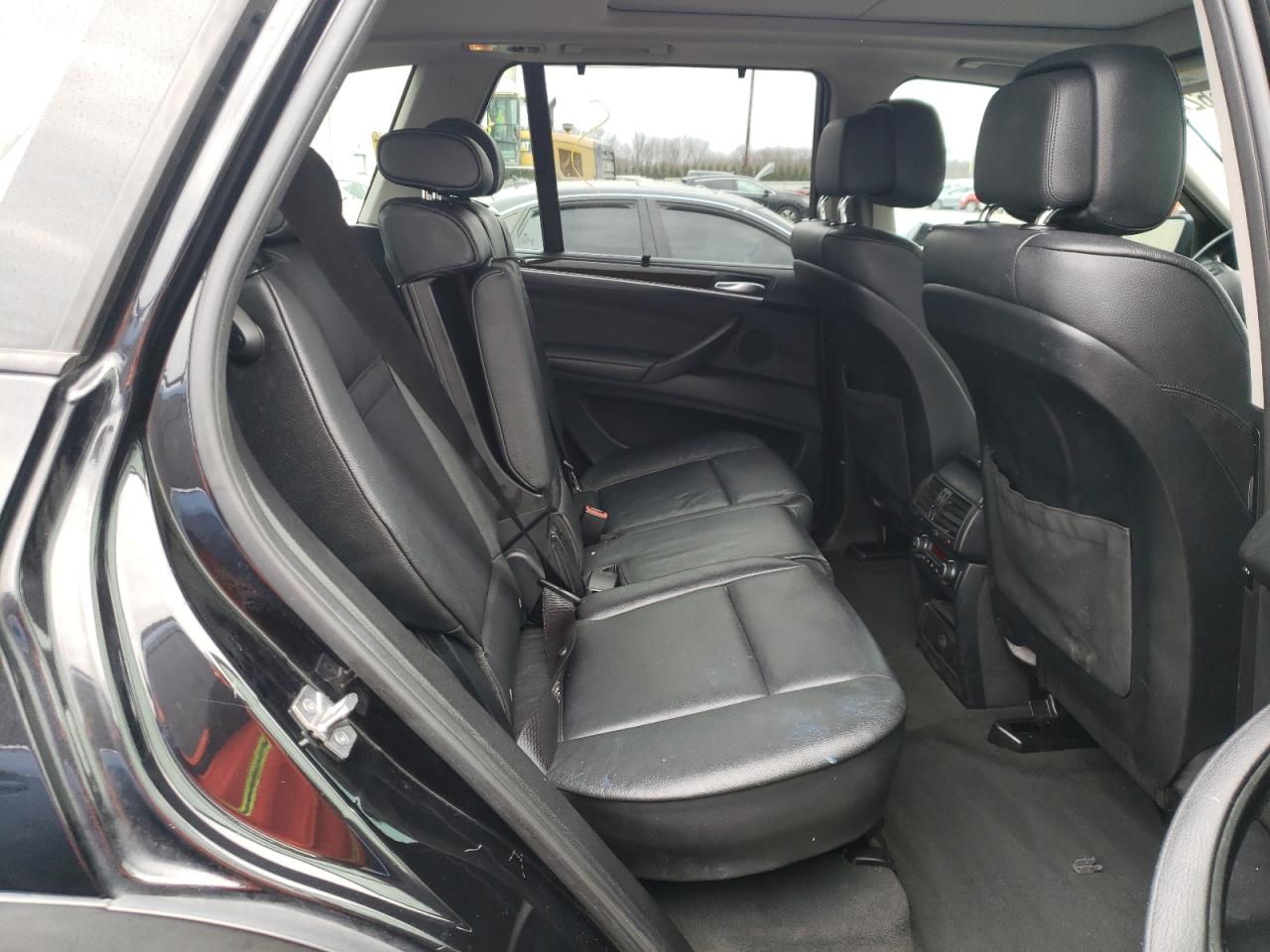 Photo 6 from auction – 2011 BMW X5 XDRIVE3 with VIN 5UXZW0C53BL370761