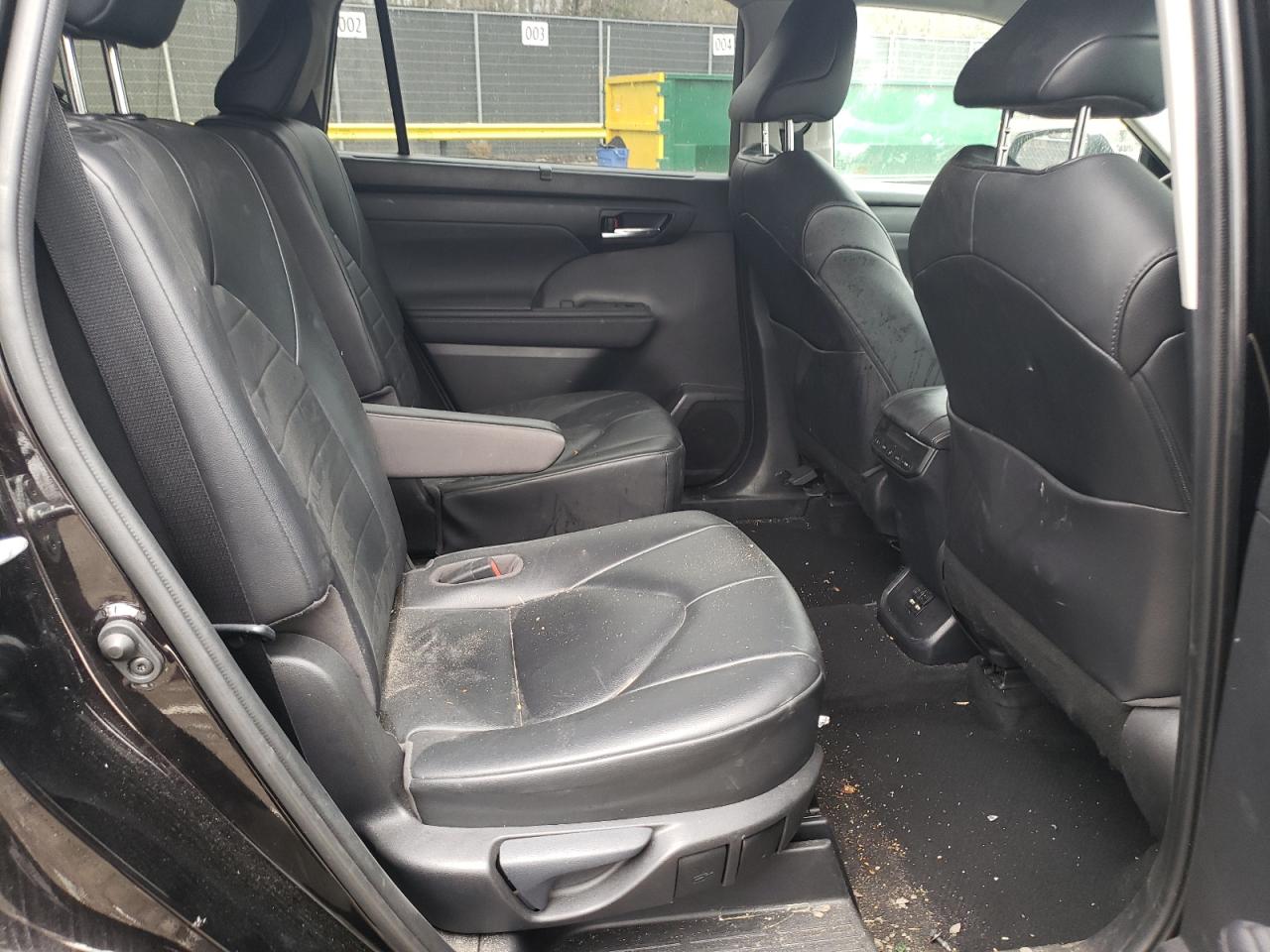 Photo 6 from auction – 2020 TOYOTA HIGHLANDER with VIN 5TDGZRBH7LS012949