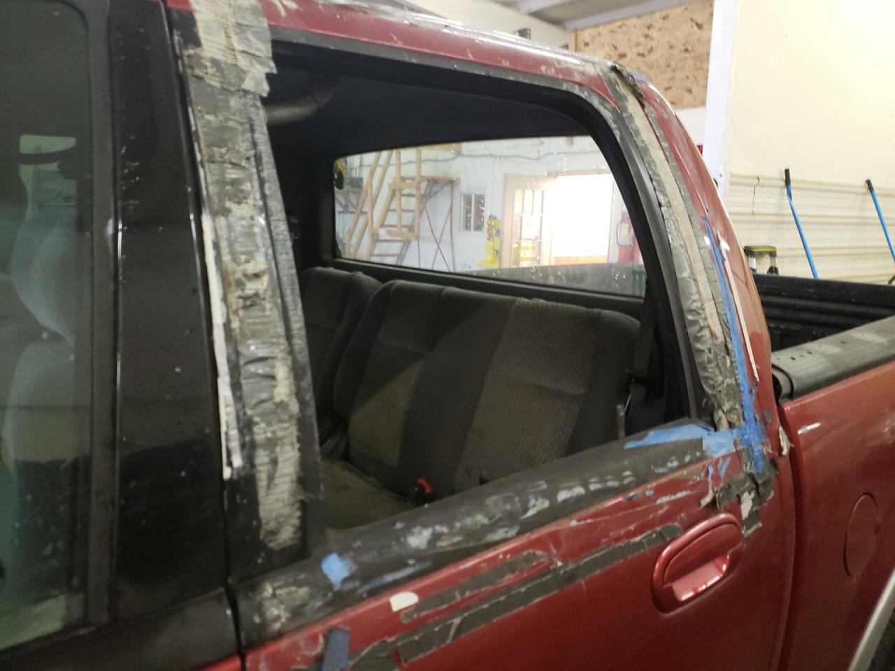 Photo 9 from auction – 2002 FORD F150 SUPER with VIN 1FTRW08652KA77016