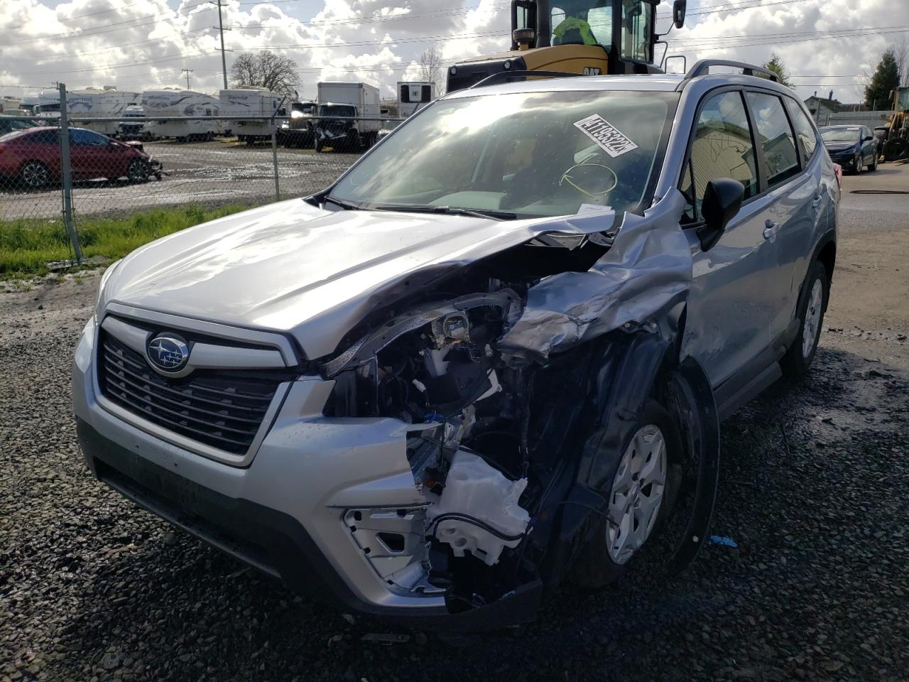 Photo 2 from auction – 2020 SUBARU FORESTER with VIN JF2SKADC9LH497635