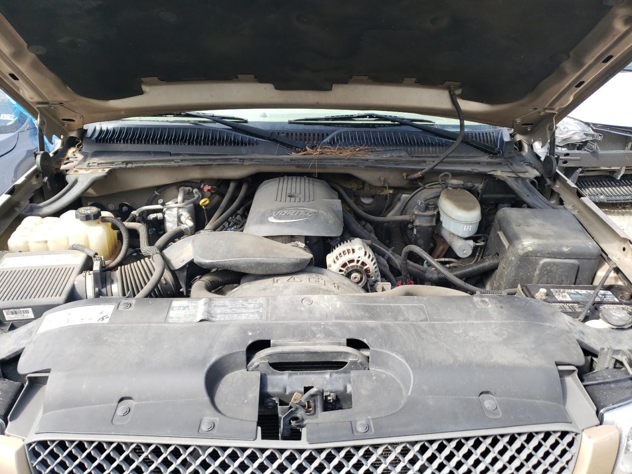 Photo 7 from auction – 2004 CHEVROLET SILVERADO with VIN 2GCEC19T341142840