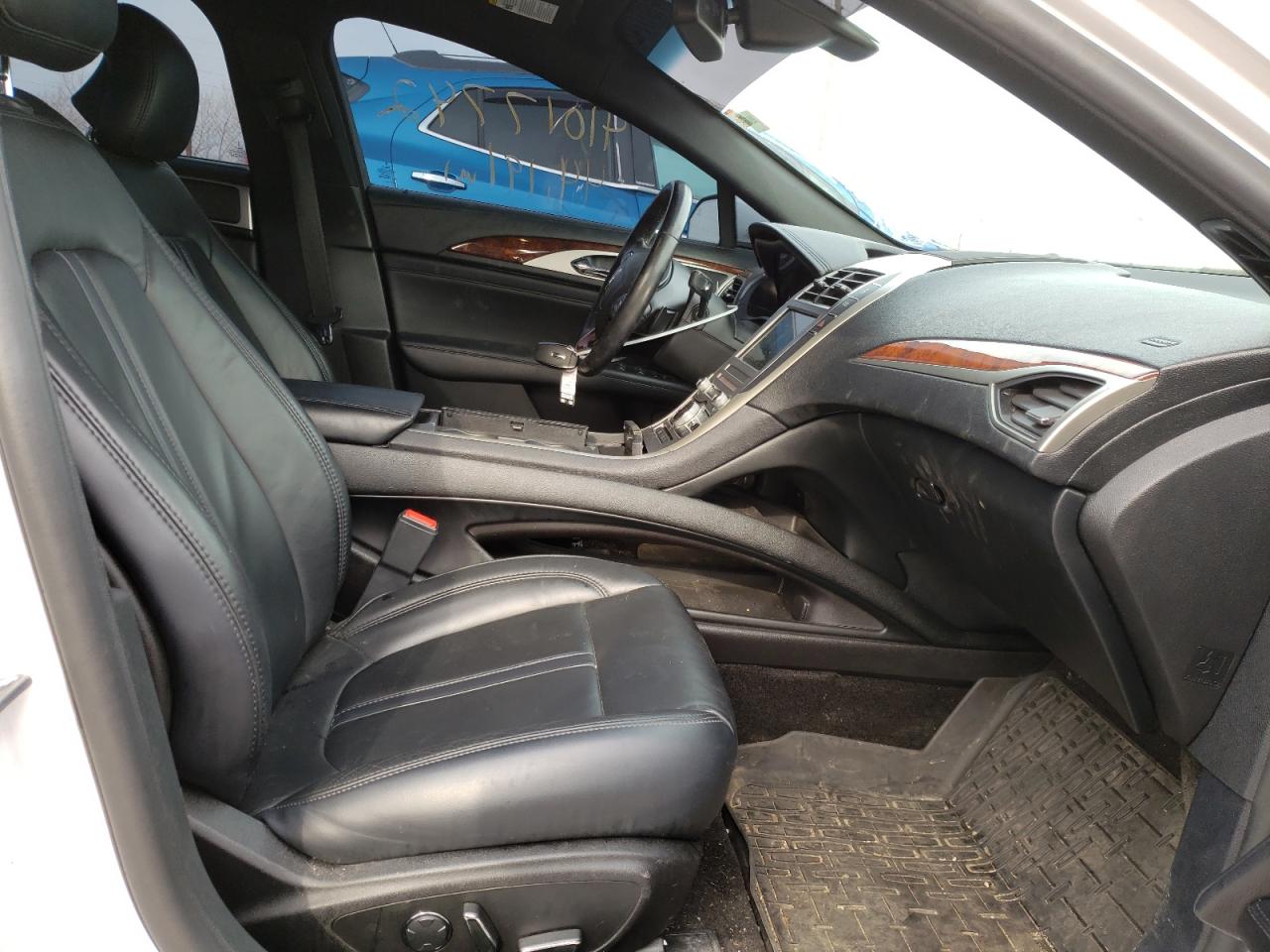 Photo 5 from auction – 2017 LINCOLN MKZ SELECT with VIN 3LN6L5C90HR665299