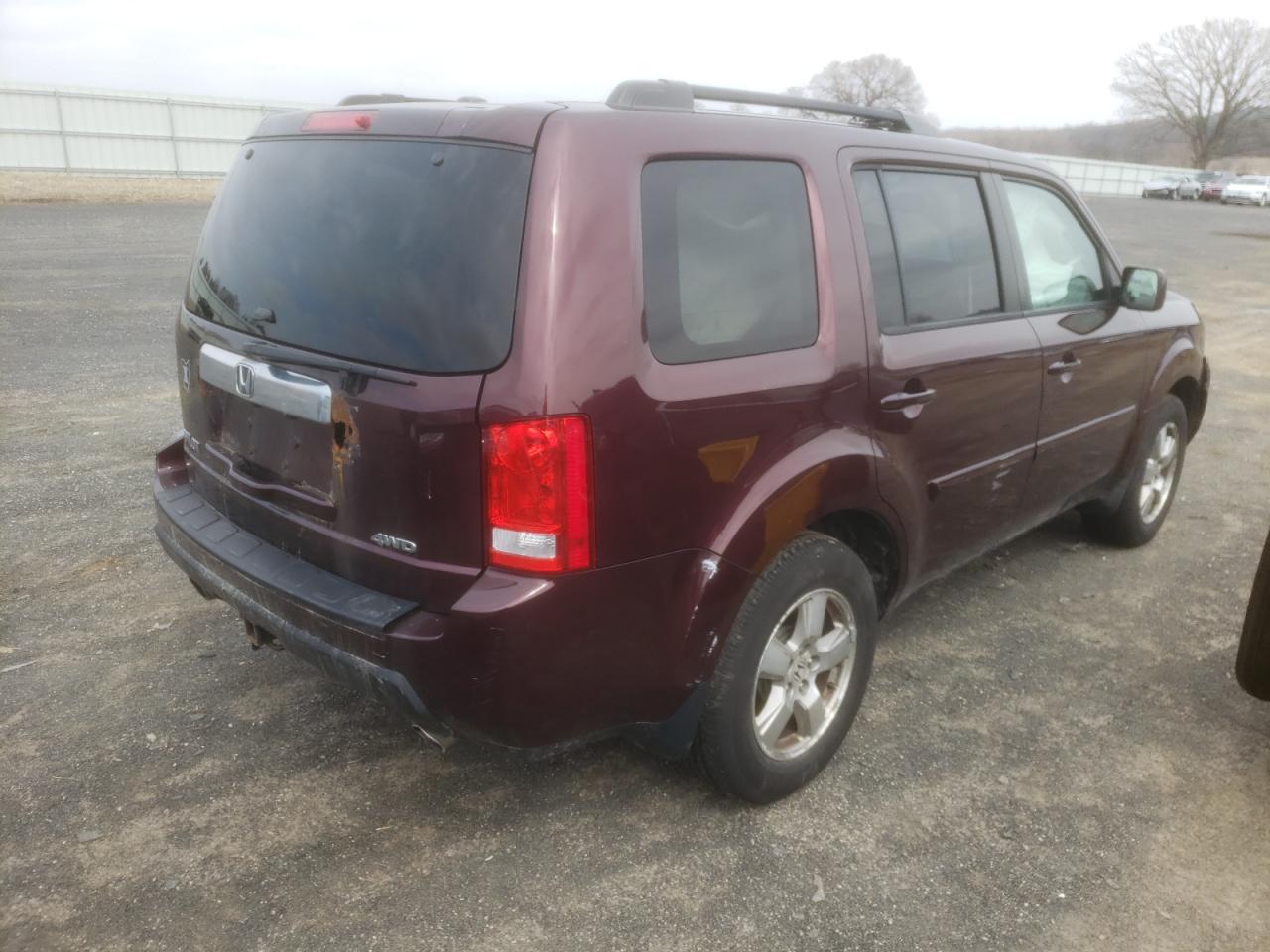 Photo 4 from auction – 2011 HONDA PILOT EXL with VIN 5FNYF4H51BB056459
