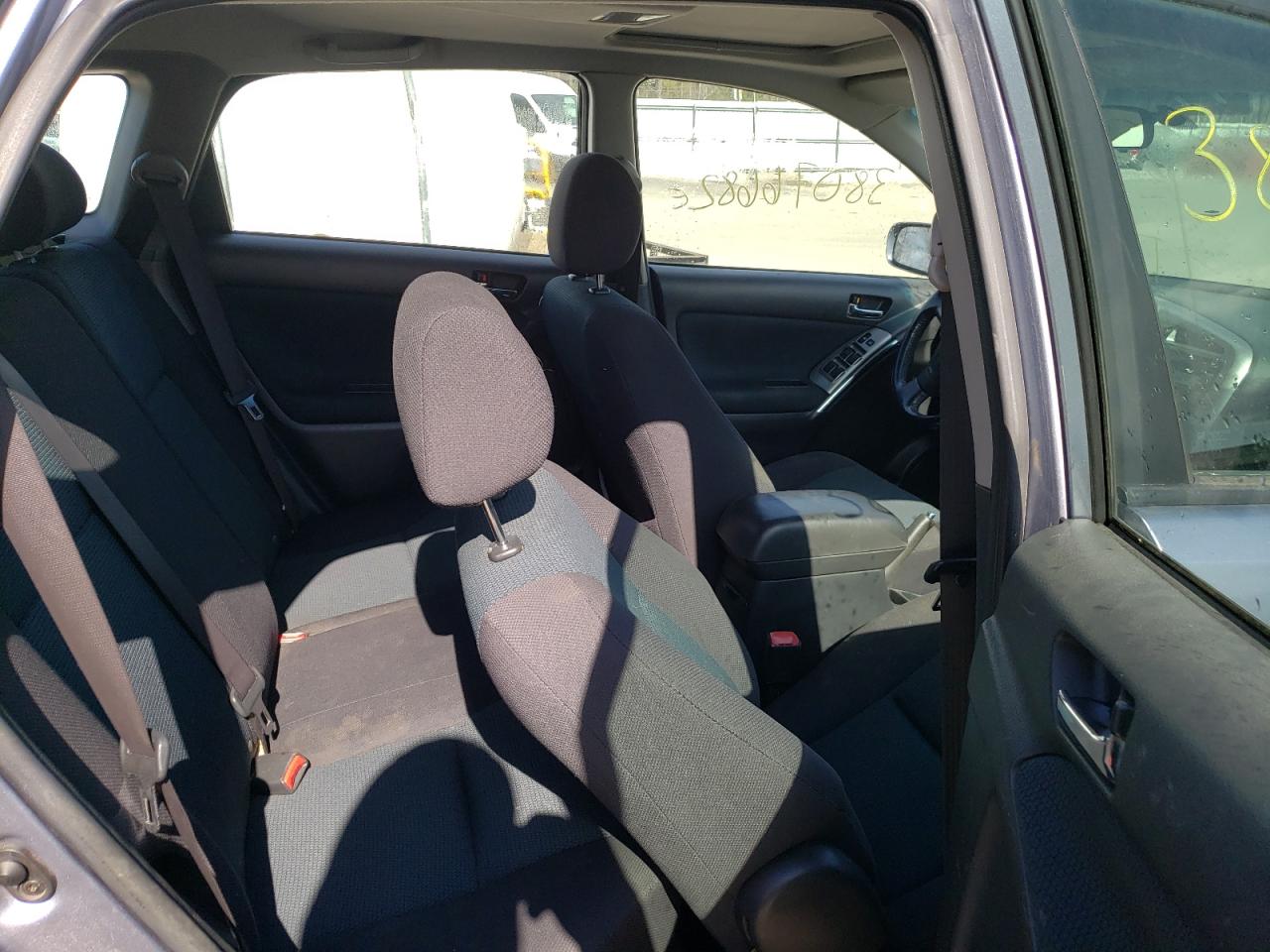 Photo 6 from auction – 2005 TOYOTA COROLLA MA with VIN 2T1KR32E05C456828