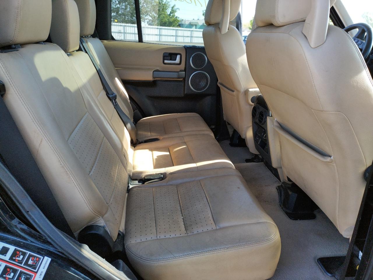 Photo 6 from auction – 2005 LAND ROVER LR3 HSE with VIN SALAG25405A337592