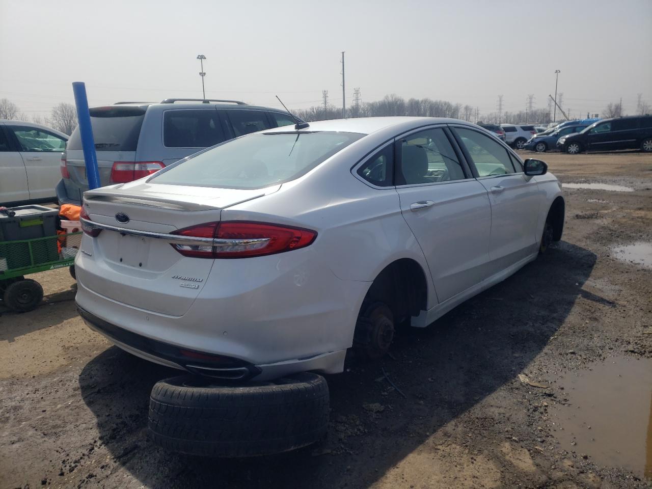 Photo 4 from auction – 2017 FORD FUSION TIT with VIN 3FA6P0K92HR155183