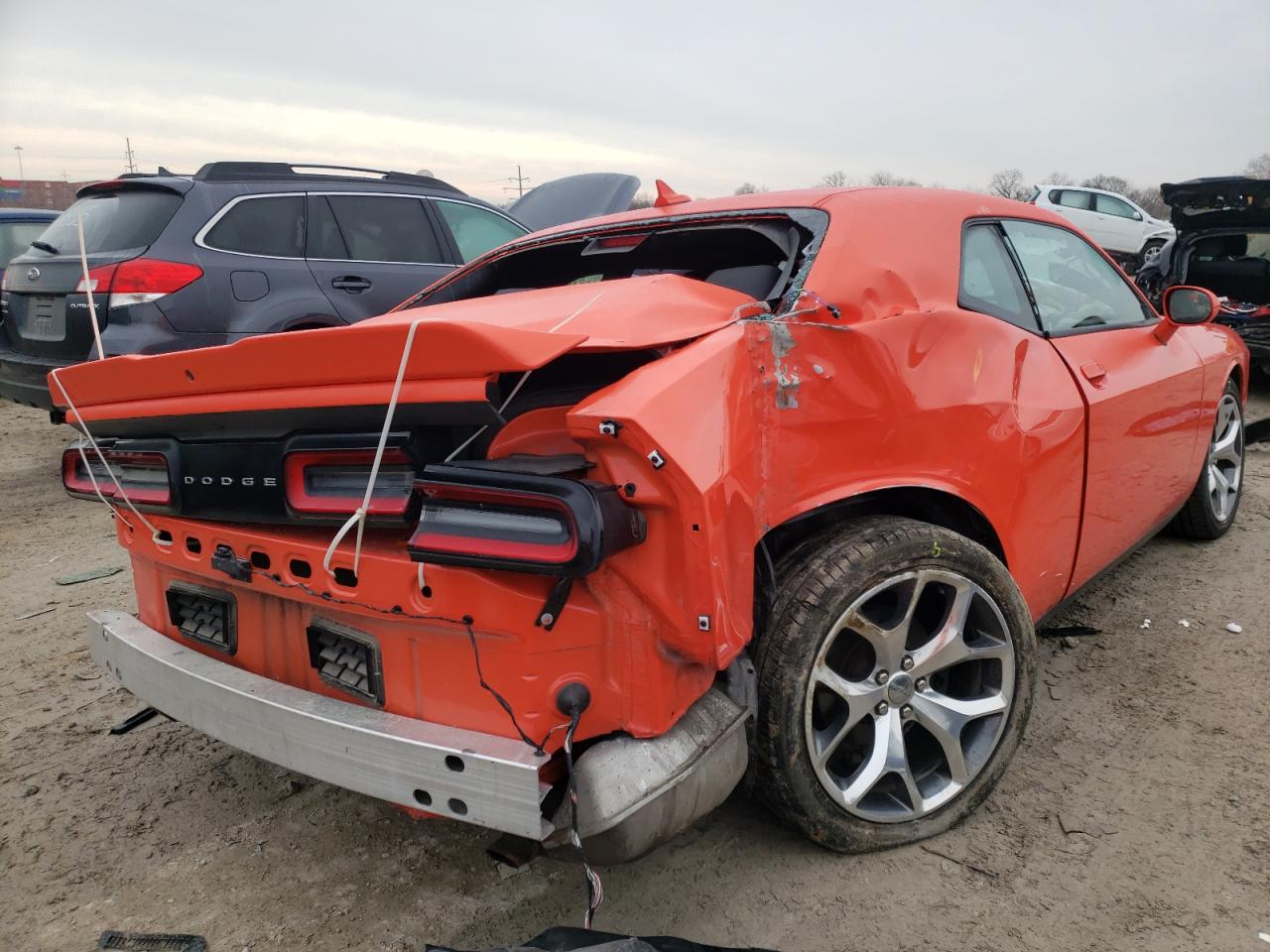 Photo 4 from auction – 2016 DODGE CHALLENGER with VIN 2C3CDZAG8GH316774