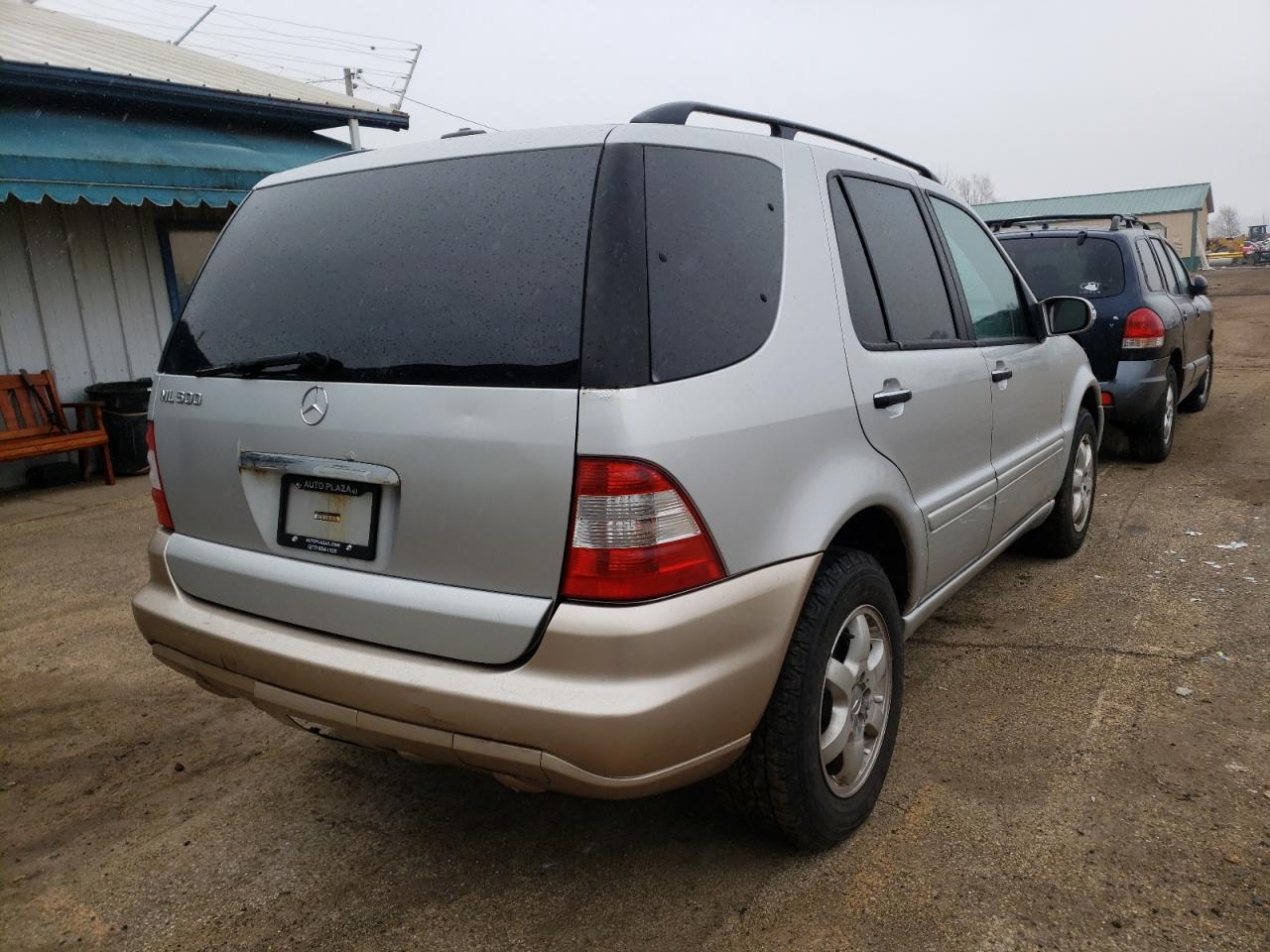 Photo 4 from auction – 2003 MERCEDES-BENZ ML 500 with VIN 4JGAB75E83A418442