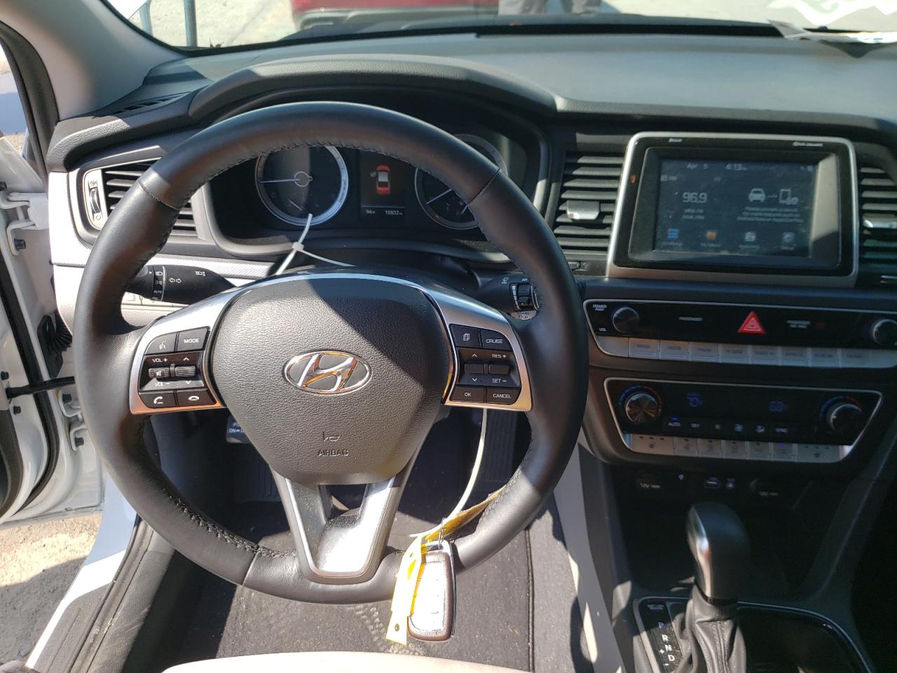 Photo 9 from auction – 2019 HYUNDAI SONATA LIM with VIN 5NPE34AF1KH791491