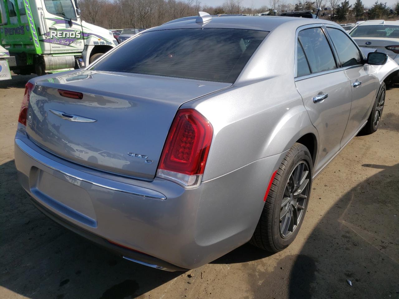 Photo 4 from auction – 2016 CHRYSLER 300C with VIN 2C3CCAKG3GH128716