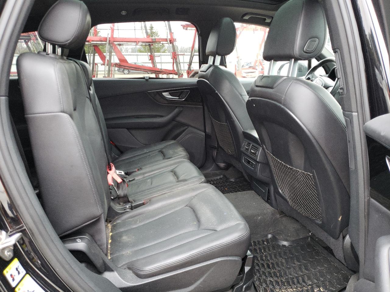 Photo 6 from auction – 2017 AUDI Q7 PREMIUM with VIN WA1LAAF78HD051054