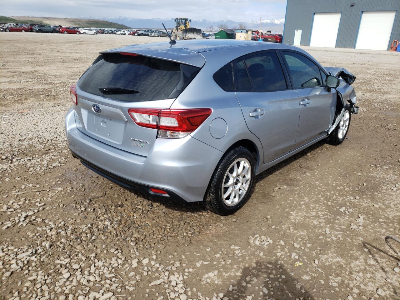 Photo 4 from auction – 2017 SUBARU IMPREZA with VIN 4S3GTAA62H3713331