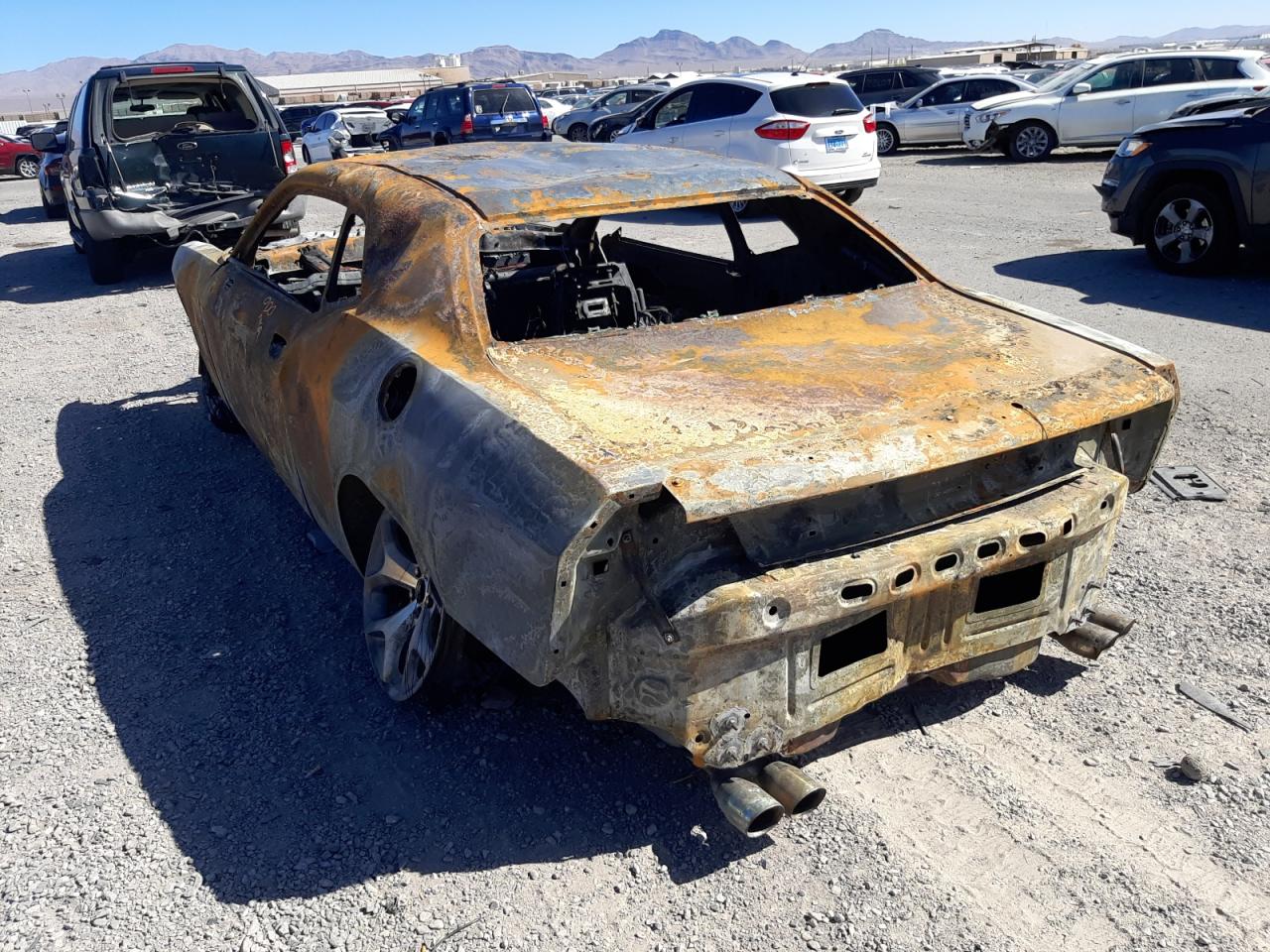 Photo 3 from auction – 2015 DODGE CHALLENGER with VIN 2C3CDZBT9FH711914