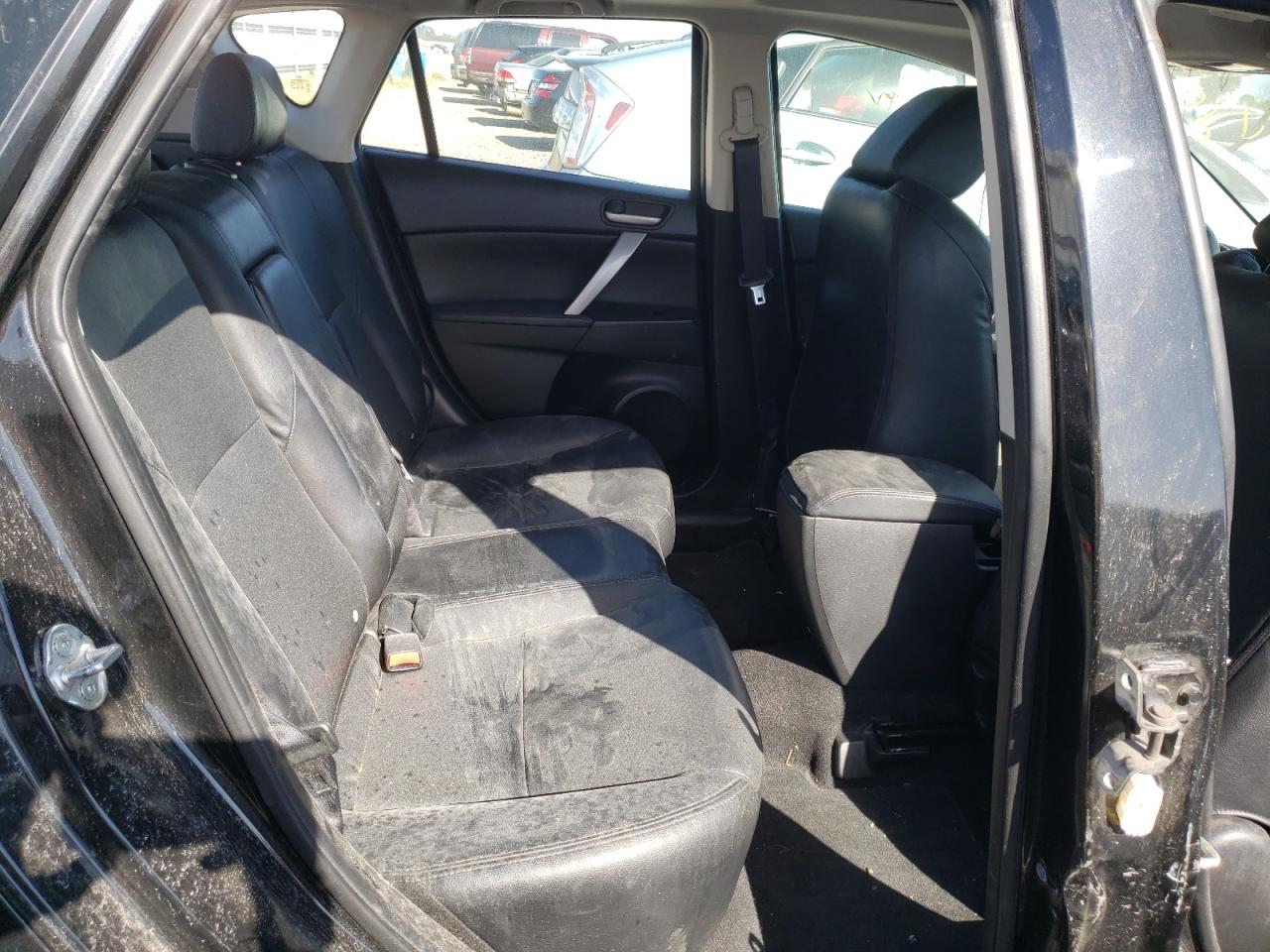 Photo 6 from auction – 2012 MAZDA 3 I with VIN JM1BL1M87C1577600