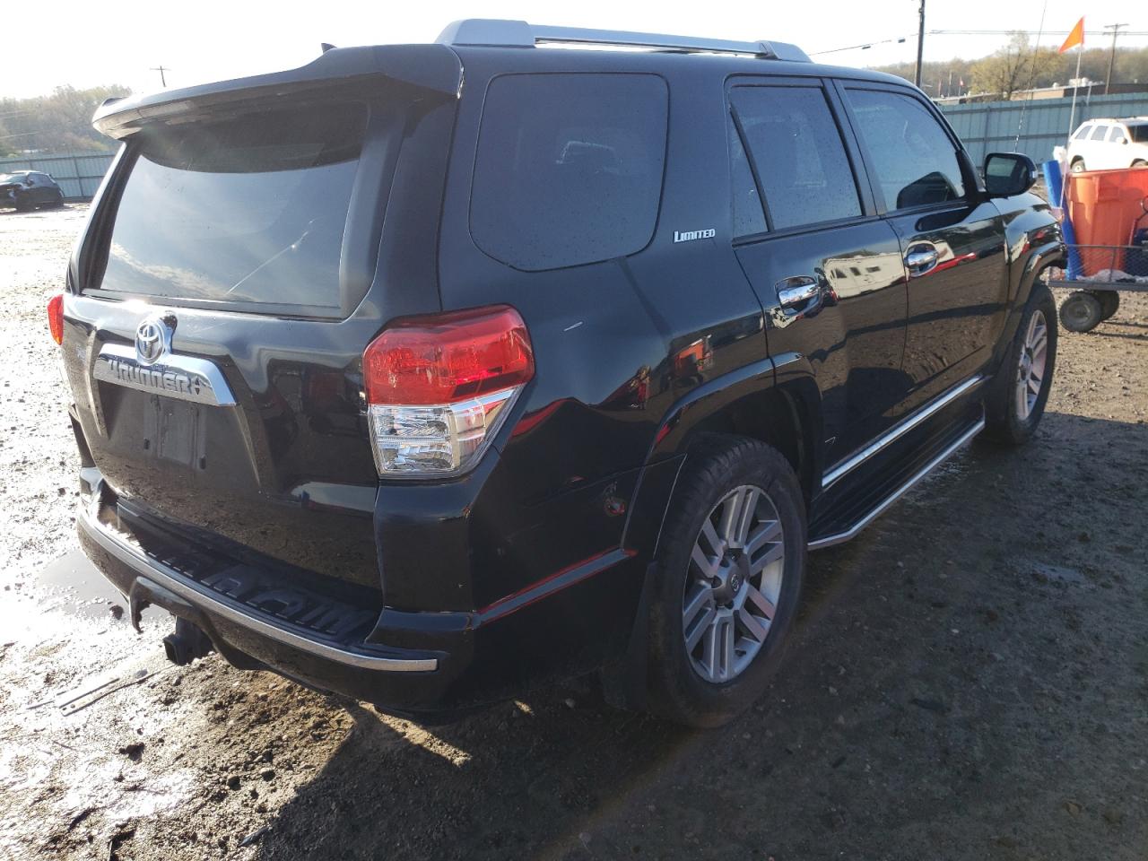 Photo 4 from auction – 2011 TOYOTA 4RUNNER SR with VIN JTEBU5JR7B5067025