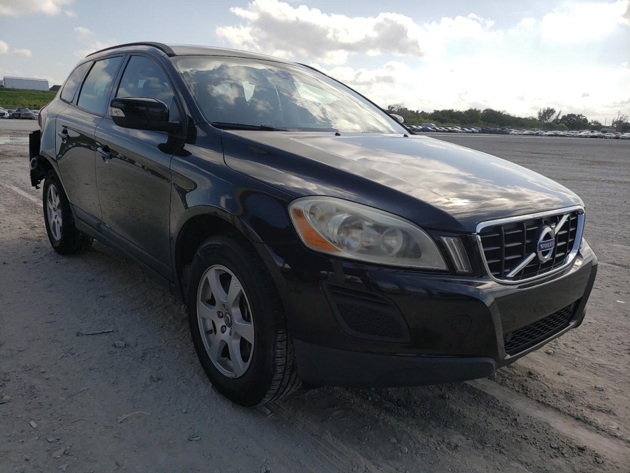 VOLVO XC60 3.2 2011 with VIN YV4952DL9B2162058 - Photo from auction