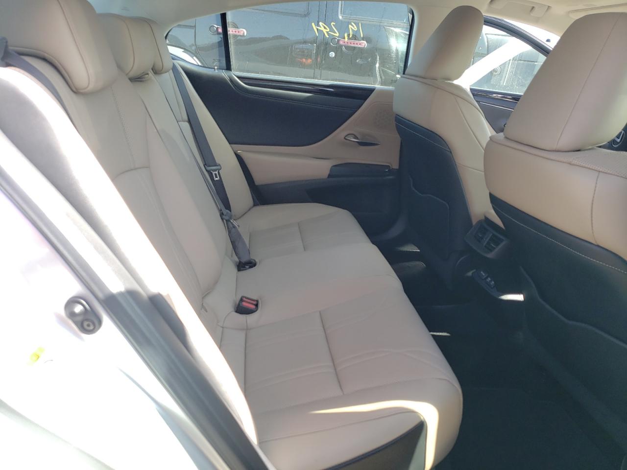 Photo 6 from auction – 2019 LEXUS ES 350 with VIN 58ABZ1B12KU026609