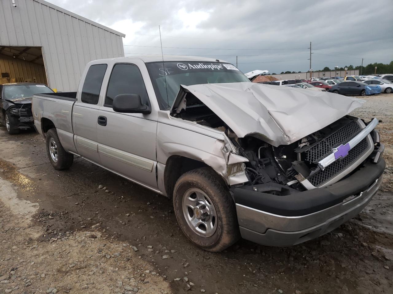 CHEVROLET SILVERADO 2004 with VIN 2GCEC19T641202657 - Photo from auction